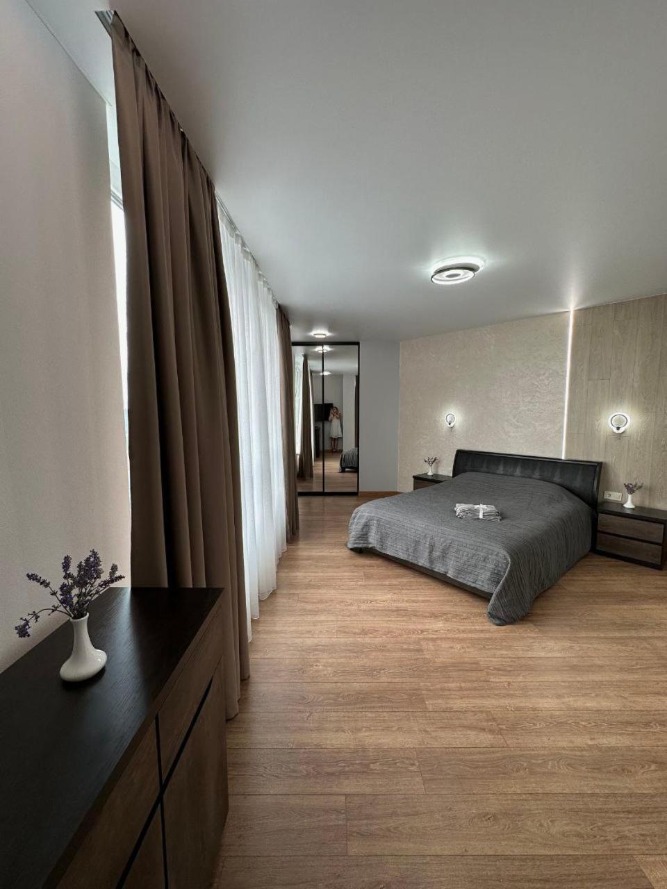 Stepana Bandery 35 Apartment Truskavets