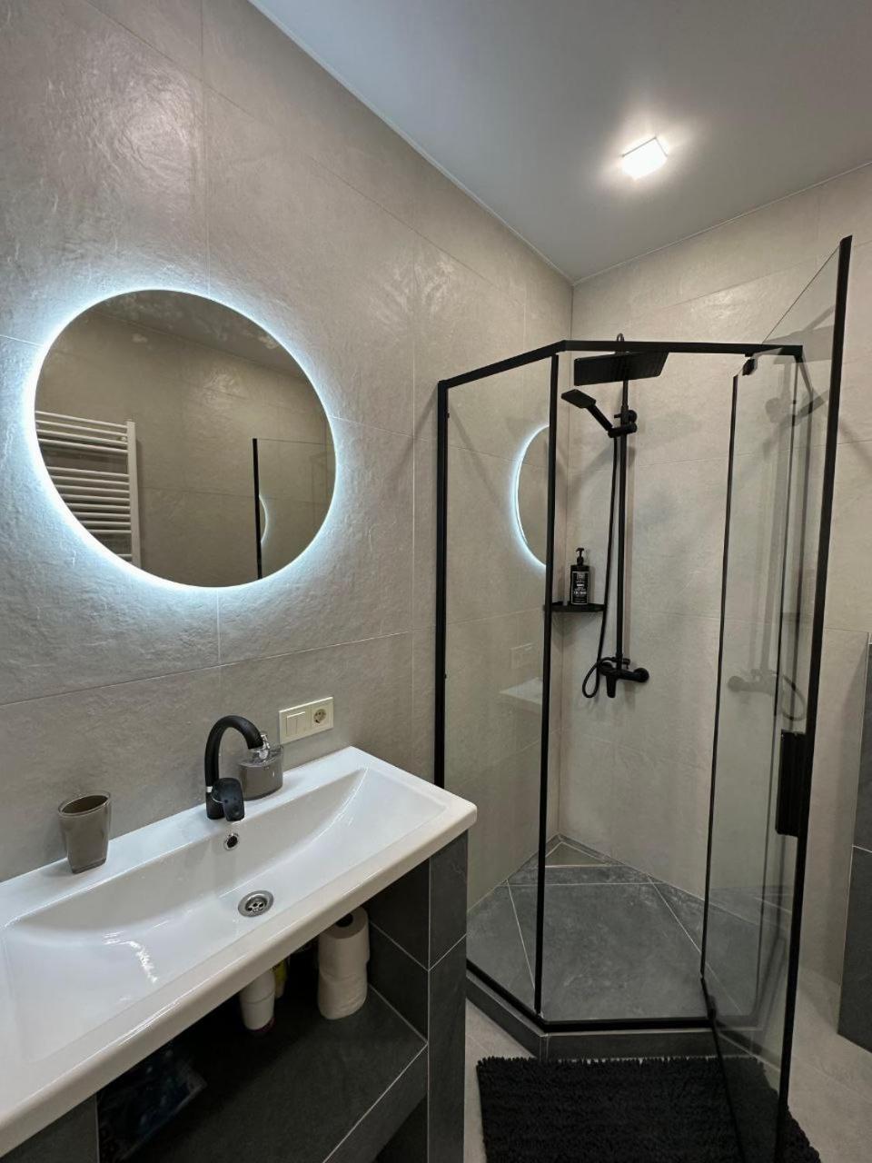 Stepana Bandery 35 Apartment *