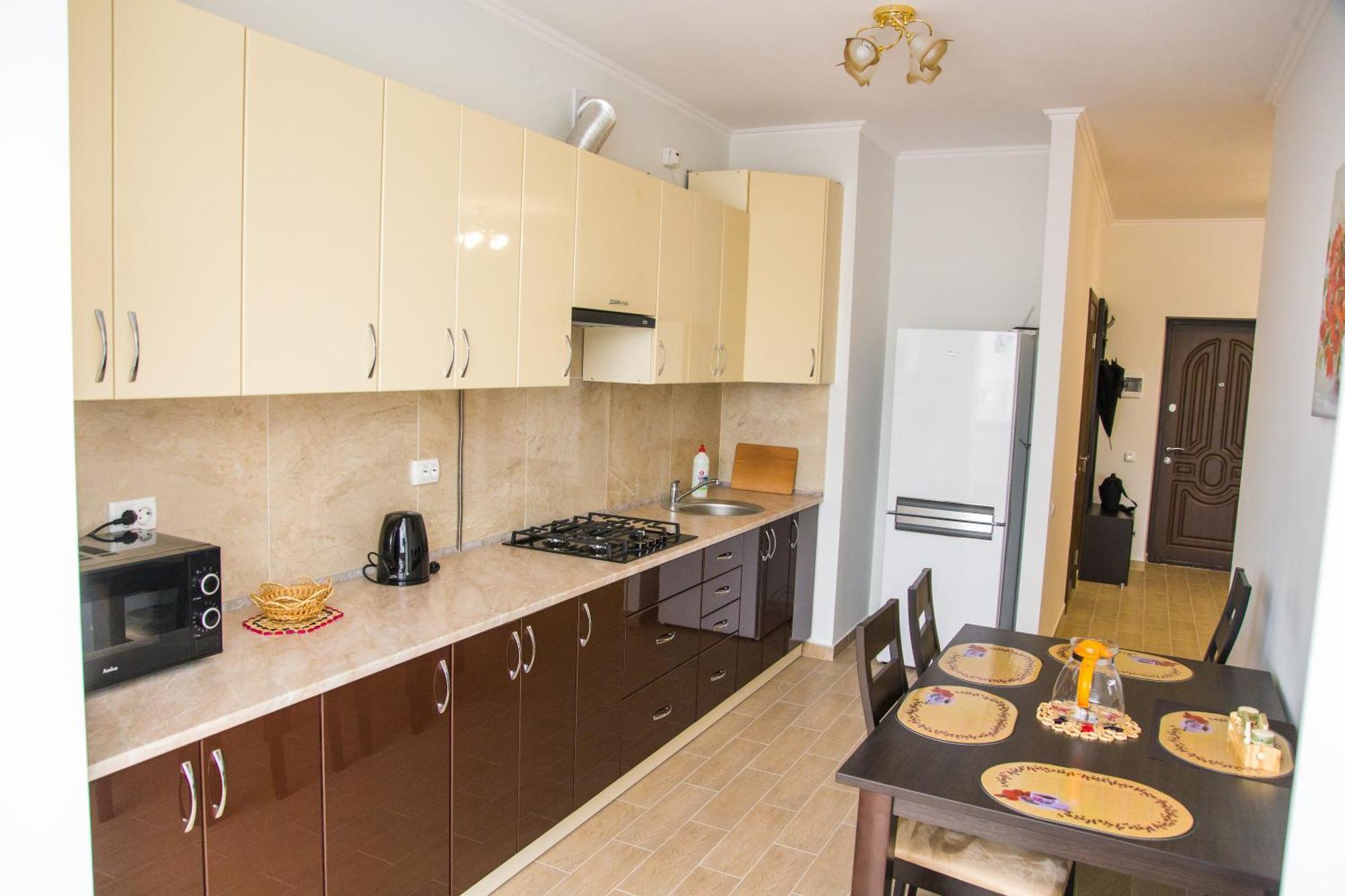 Apartment Stepana Bandery 35 *