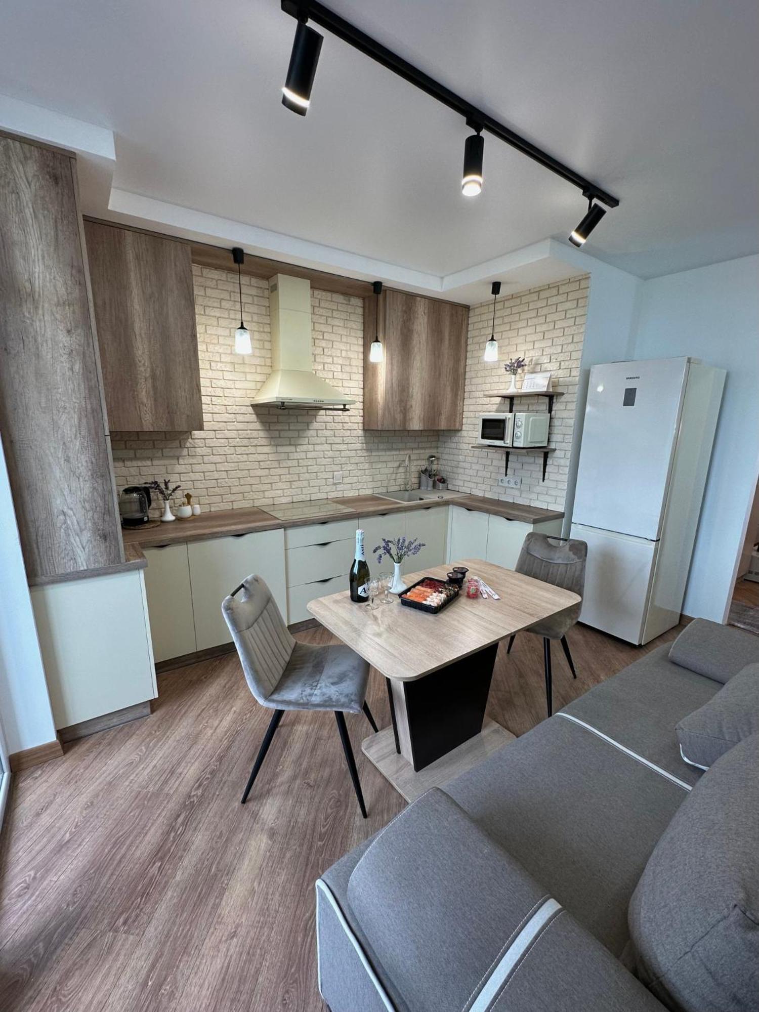 Stepana Bandery 35 Apartment